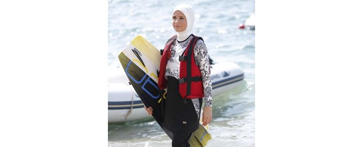 Burcu Çetinkaya, Modanisa'nın yeni yüzü oldu