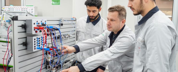Toyota öğrencileri iş hayatına hazırlıyor