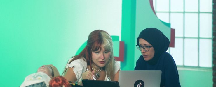 İki farklı yaratıcı topluluk TikTok'ta buluştu