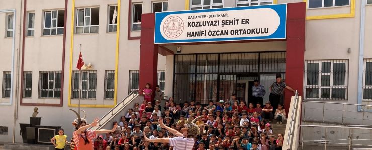 Egepen Deceuninck 100 okulu yeniliyor