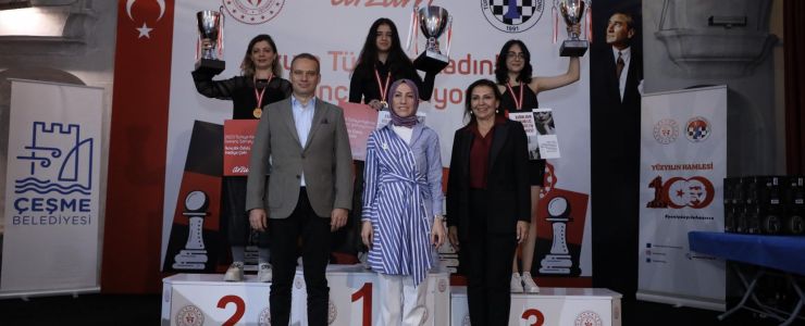  Arzum'danTürkiye Kadınlar Satranç Şampiyonası