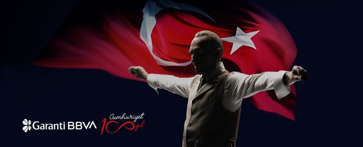 ‘Adımların Adımlarımız, Cumhuriyet Kanatlarımız’