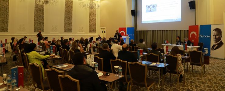‘’Yeniden Hep Birlikte Ayağa Kalkıyoruz’’