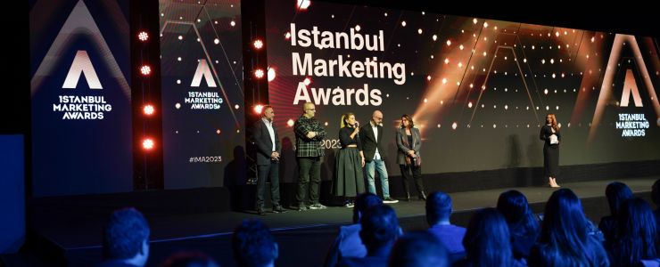 İSTANBUL MARKETING AWARDS ödülleri sahiplerinde