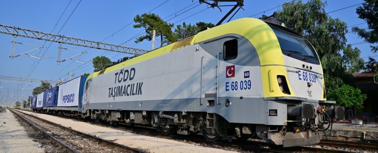 PepsiCo, Türkiye’de elektrikli tren ile dağıtım yapıyor