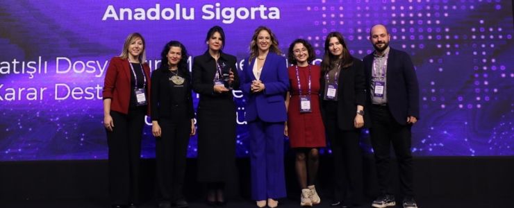 Anadolu Sigorta'ya Future of AI & Cloud Ödülü