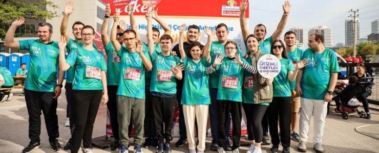 Eker, engelsiz yaşama dikkat çekiyor