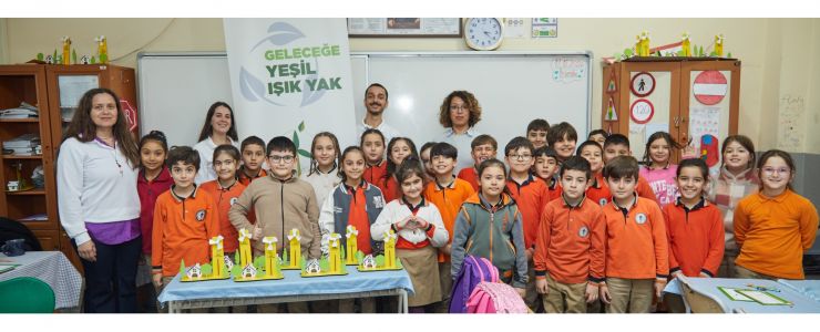 Polat Enerji ve Polat Vakfı “Geleceğe Yeşil Işık Yak” İzmir'de öğrencilerle