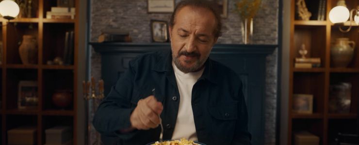 Mutlu bir Marakarna Reklamı