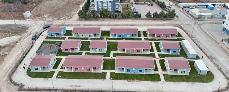 QNB TÜRKİYE, ÇALIŞANLARI İÇİN DEPREM BÖLGESİNDE EVLER YAPTI