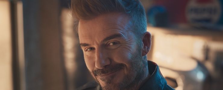 David Beckham Aç Bi Pepsi'nin yeni bölümüyle sahada