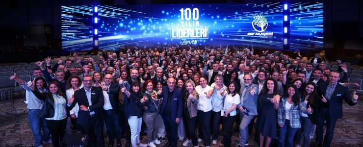 Anadolu Sigorta’nın “100 Yılın Liderleri Zirvesi”