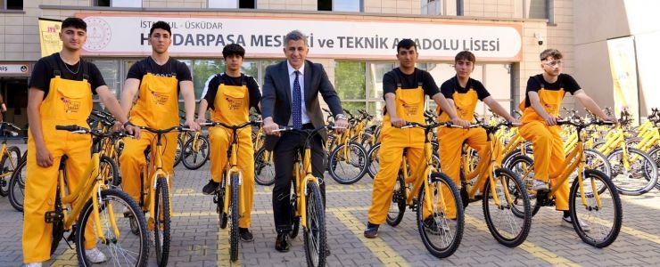 ETi Sarı Bisiklet Verdiği Sözü Tuttu