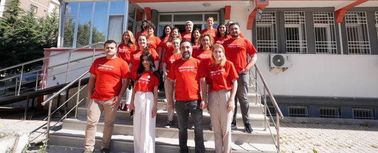 VODAFONE GÖNÜLLÜLERİ  ELAZIĞ’DA