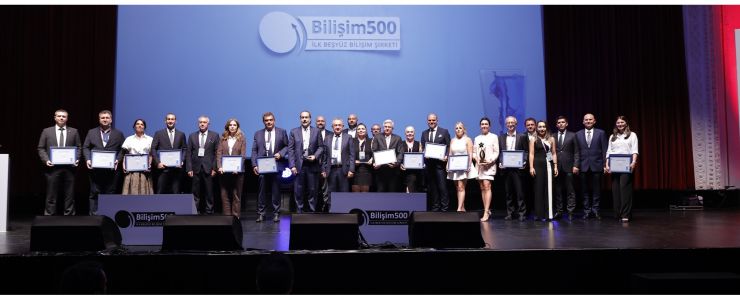 YAPAY ZEKA GELİRLERİ YÜZDE 100 BÜYÜDÜ