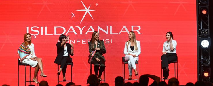 “Gelecek Dönüşürken Birlikte Işıldıyoruz”