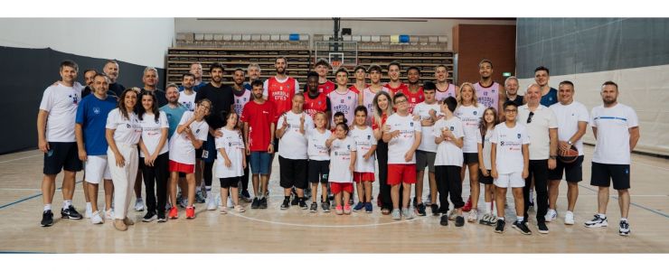 ZİÇEV Çocukları, Anadolu Efes Antrenmanında