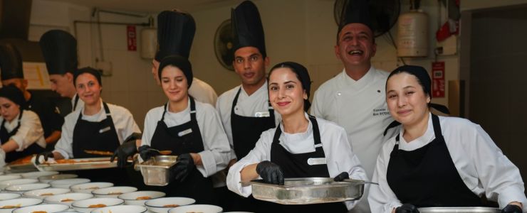 İbrahim Çeçen Vakfı, Genç Şefleri Destekliyor