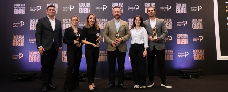 Anadolu Sigorta'ya ödüller