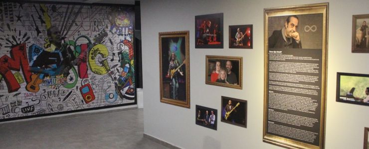 ÖZKAN UĞUR MÜZİK STÜDYOSU PROJESİ’NE ALTIN PUSULA ÖDÜLÜ