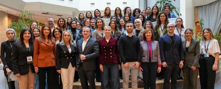 Microsoft Türkiye ile Teknolojide Kadın Derneği’nin iş birliği