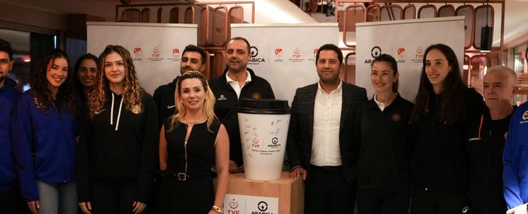 TÜRK VOLEYBOLCULAR ARABICA COFFEE HOUSE'DA