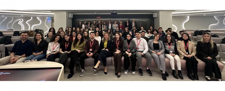 VODAFONE STAJ PROGRAMINA 15 BİNİ AŞKIN BAŞVURU 