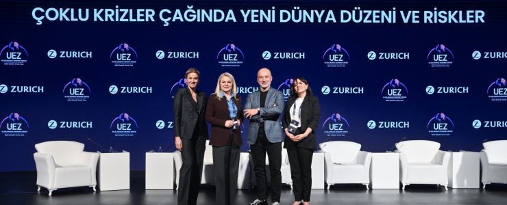 “Çoklu Krizler Çağında Yeni Dünya Düzeni ve Riskler” UEZ'de tartışıldı