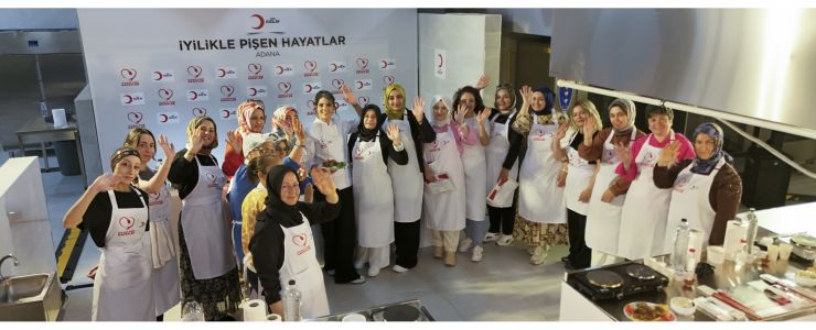 &ldquo;İYİLİKLE PİŞEN HAYATLAR&rdquo; ADANA&rsquo;DA İYİLİĞİ BÜYÜTTÜ