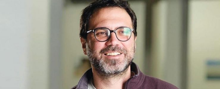 DR. UYGAR ÖZESMİ&rsquo;YE ROMA KULÜBÜ ÜYELİĞİ