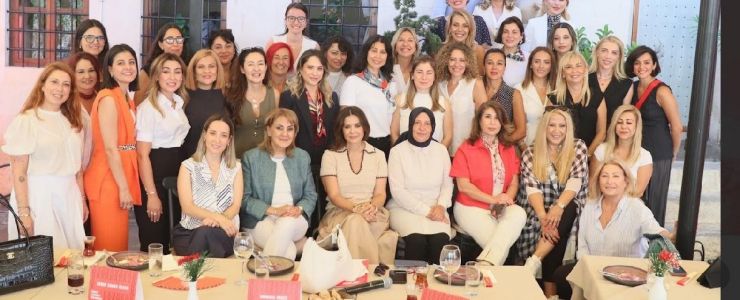 &ldquo;Türkiye&rsquo;yi Taşıyan Kadınlar&rdquo; Platformu Yola Çıktı