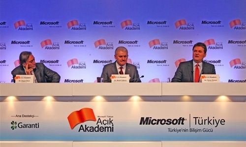 Açık Akademi'ye saatte 500 kayıt!