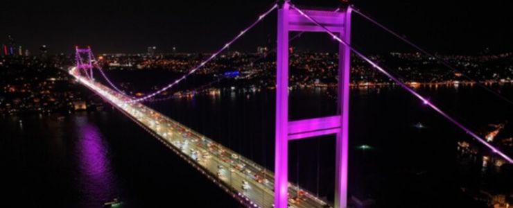 Global Wellness Day için FSM magentaya büründü