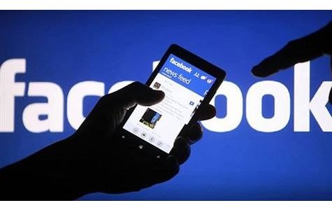 Facebook’a ‘özel mesajları ihlal’ davası