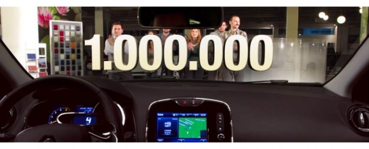 1 milyon kişi Renault’u takipte