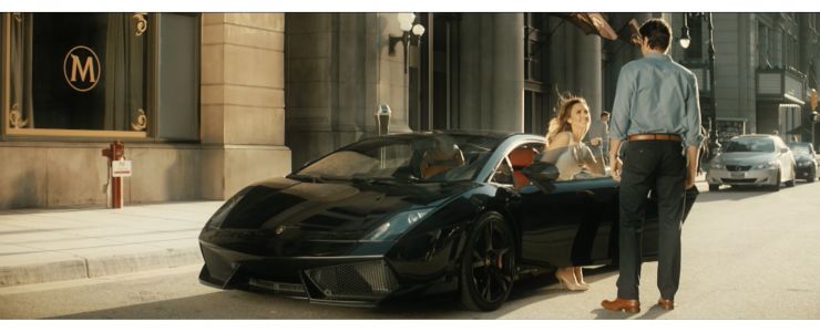 Jessica Alba Magnum’la Lamborghini’yi çağırıyor