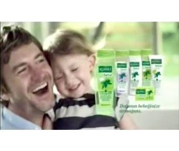 Komili Bebe'nin reklam yüzü kim oldu?