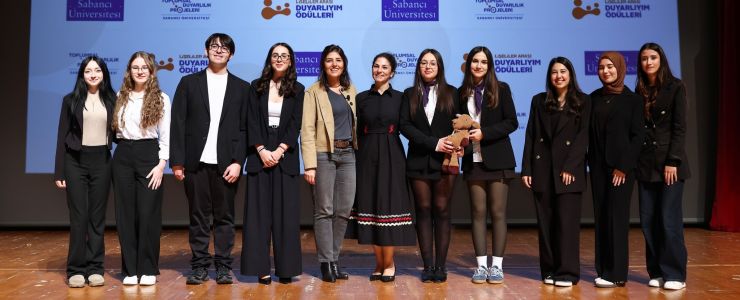 Sabancı Üniversitesi, liseli gençleri ödüllendirdi