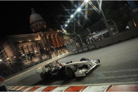 Singapur GP Türk şirketiyle aydınlandı!