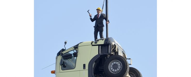 Volvo'nun yeni filminde Başkan başrolde