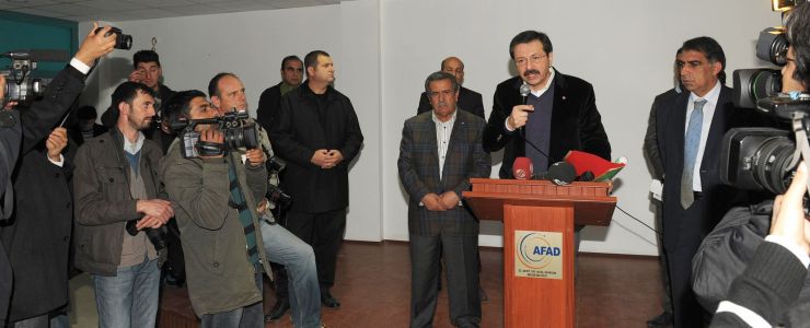 Hisarcıklıoğlu, Birliğe Çağrı Platformu ile Van'a gitti
