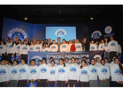 Turkcell'in Kardelenleri'ne ödül... 