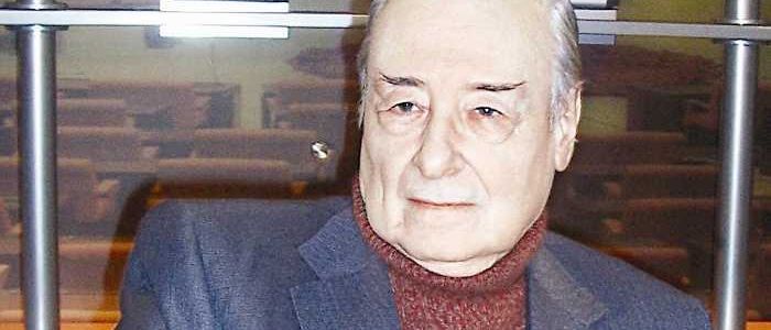 Türkiye Gazetesi Başyazarı Yılmaz Öztuna hayatını kaybetti! 