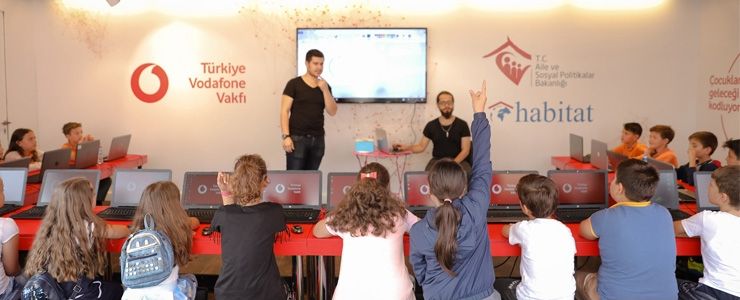 Vodafone, kodlama eğitimlerini Türkiye'nin dört bucağına taşıdı