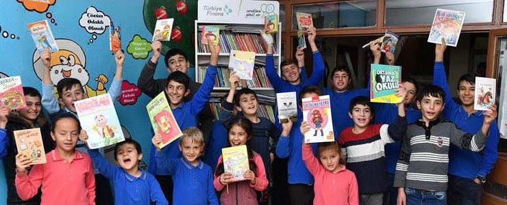 Türkiye Finans çocukları kitaplarla buluşturuyor