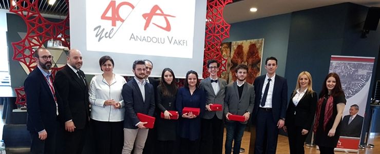 Anadolu Vakfı, topluma değer katmaya devam ediyor 