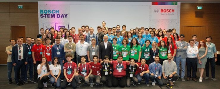 Öğrencilerin geliştirdiği yarış aracı ve robotlar Bosch Türkiye’yi ziyaret etti!