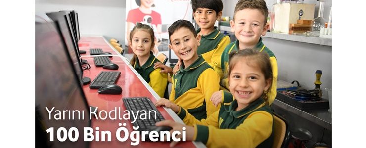Türkiye Vodafone Vakfı'nın "Yarını Kodlayanlar" projesi 100 bini aşkın çocuğa ulaştı