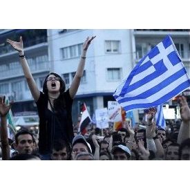 Yunanistan'da öğrenciler TV kanalı bastı!