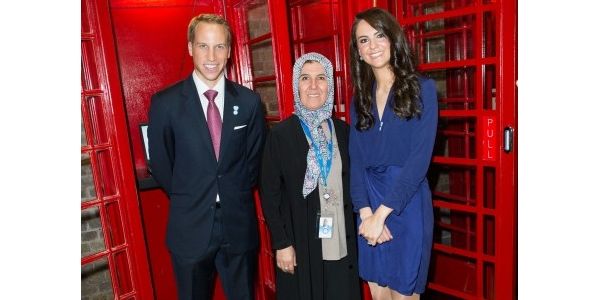 Prens Will ve Prenses Kate'dan kraliyet çayı 